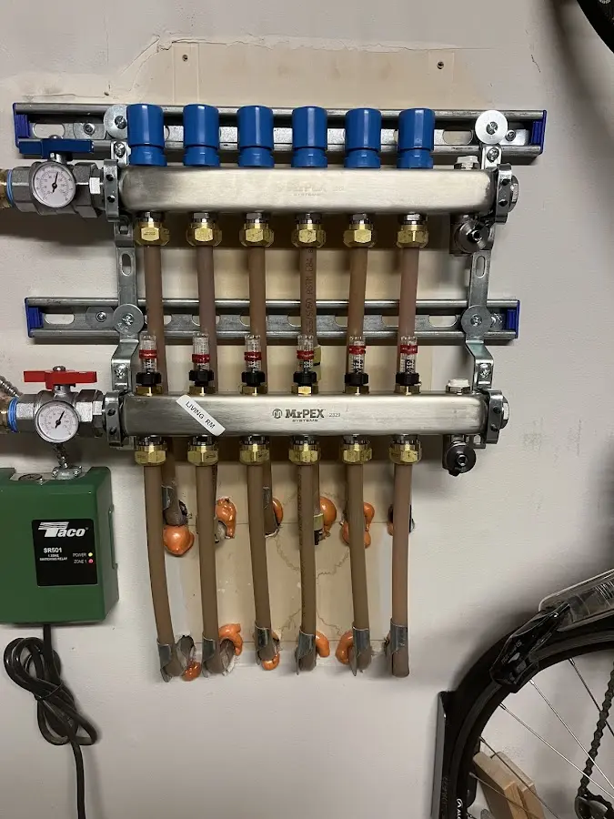 Plumber performing Gas Leak Detection at a residential property in Leavenworth