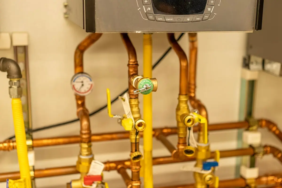 Licensed technician providing Emergency Plumbing for a homeowner in Leavenworth